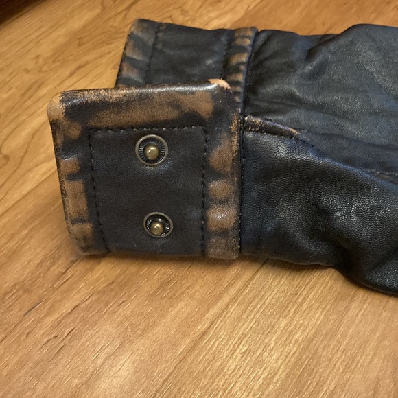 Moving Sale❗️ The Territory Ahead Vintage Wash Leather Jacket: Accepting Offers - Picture 16 of 16